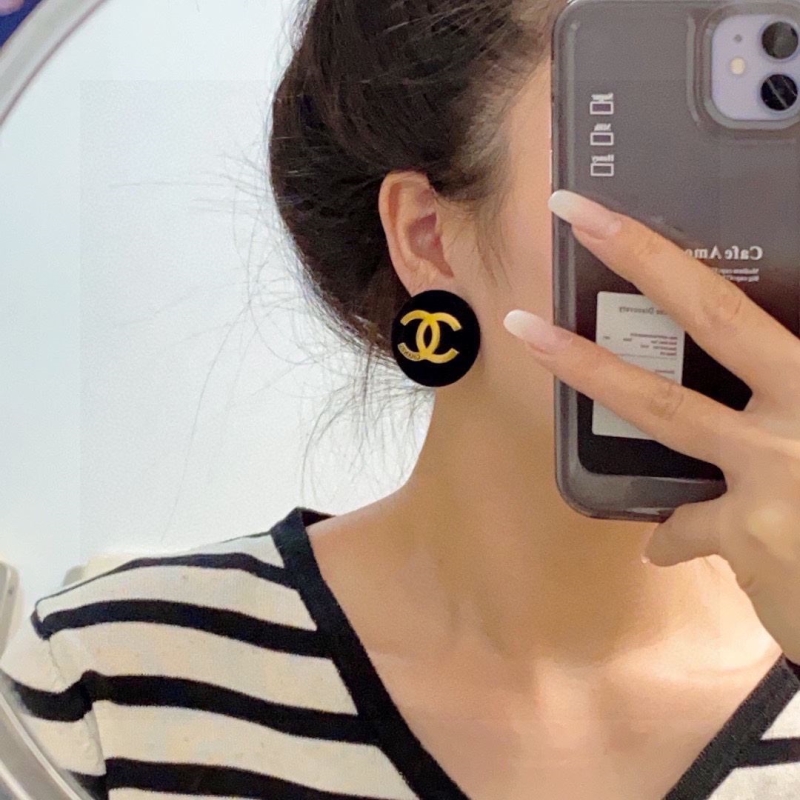 Ch**el earrings